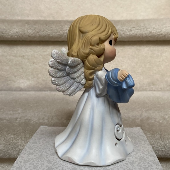 precious moments musical led tabletop angel - Picture 5 of 10